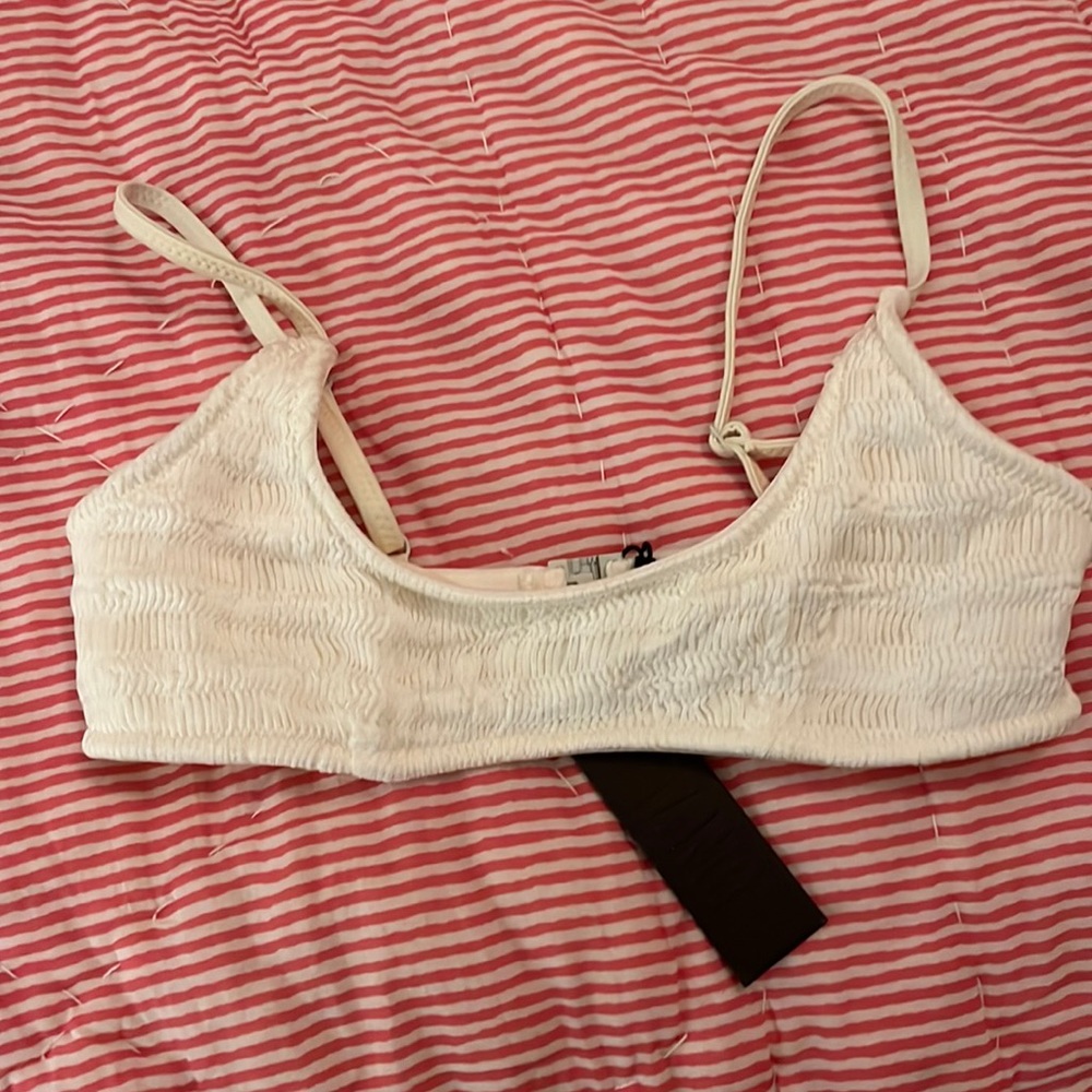 white triangl bikini top
